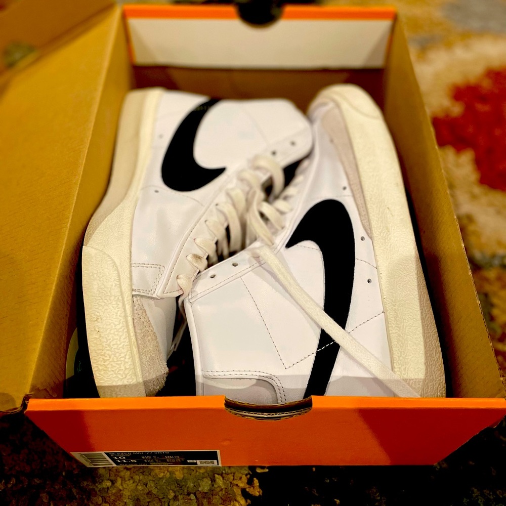 Nike Blazer Mid ‘77